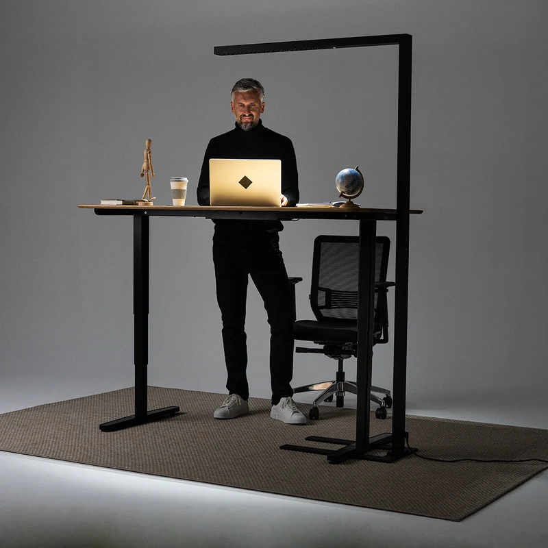 Lamp Pro - LED Stehlampe